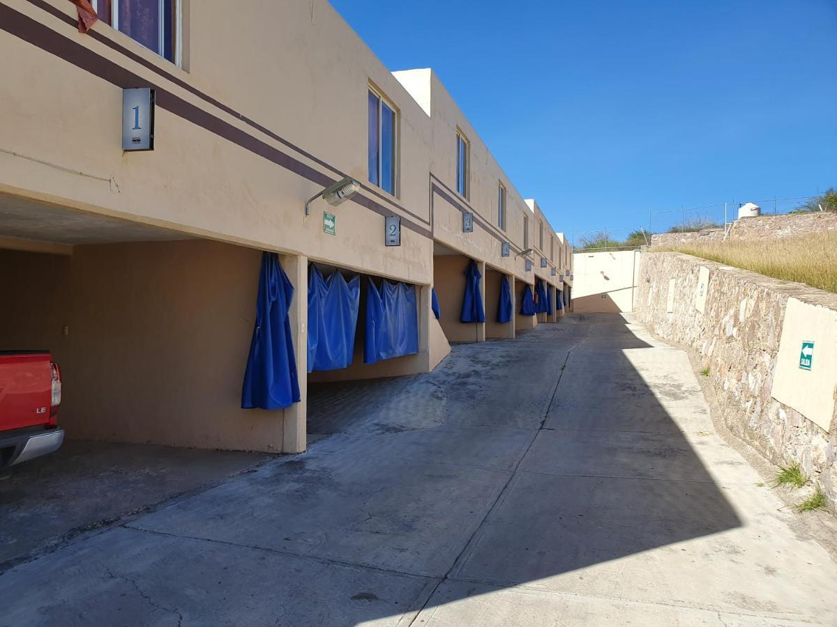 Auto Hotel Luz De Luna Γκουαναχουάτο Εξωτερικό φωτογραφία