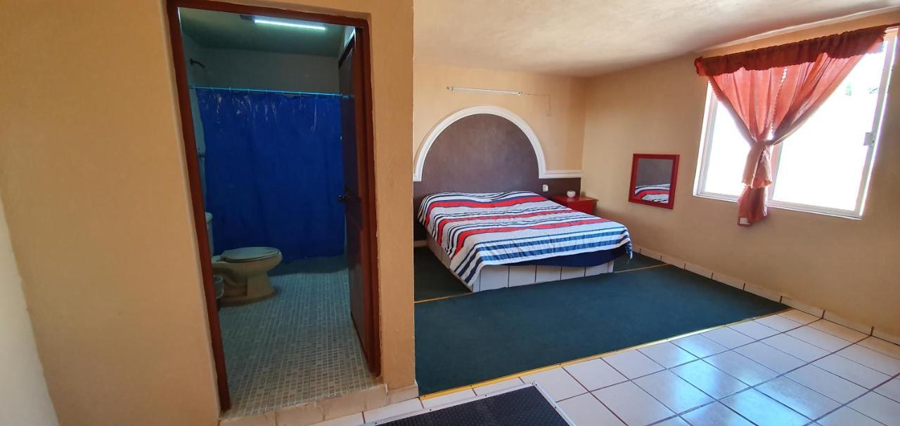 Auto Hotel Luz De Luna Γκουαναχουάτο Εξωτερικό φωτογραφία